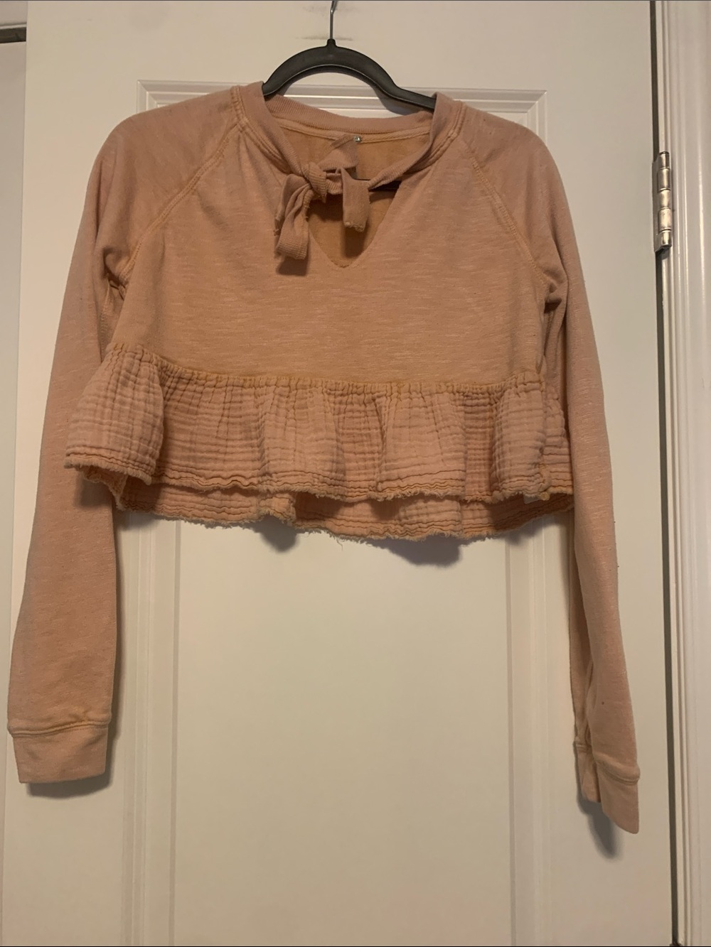 Free People LS Top, Sz XS
Good condition